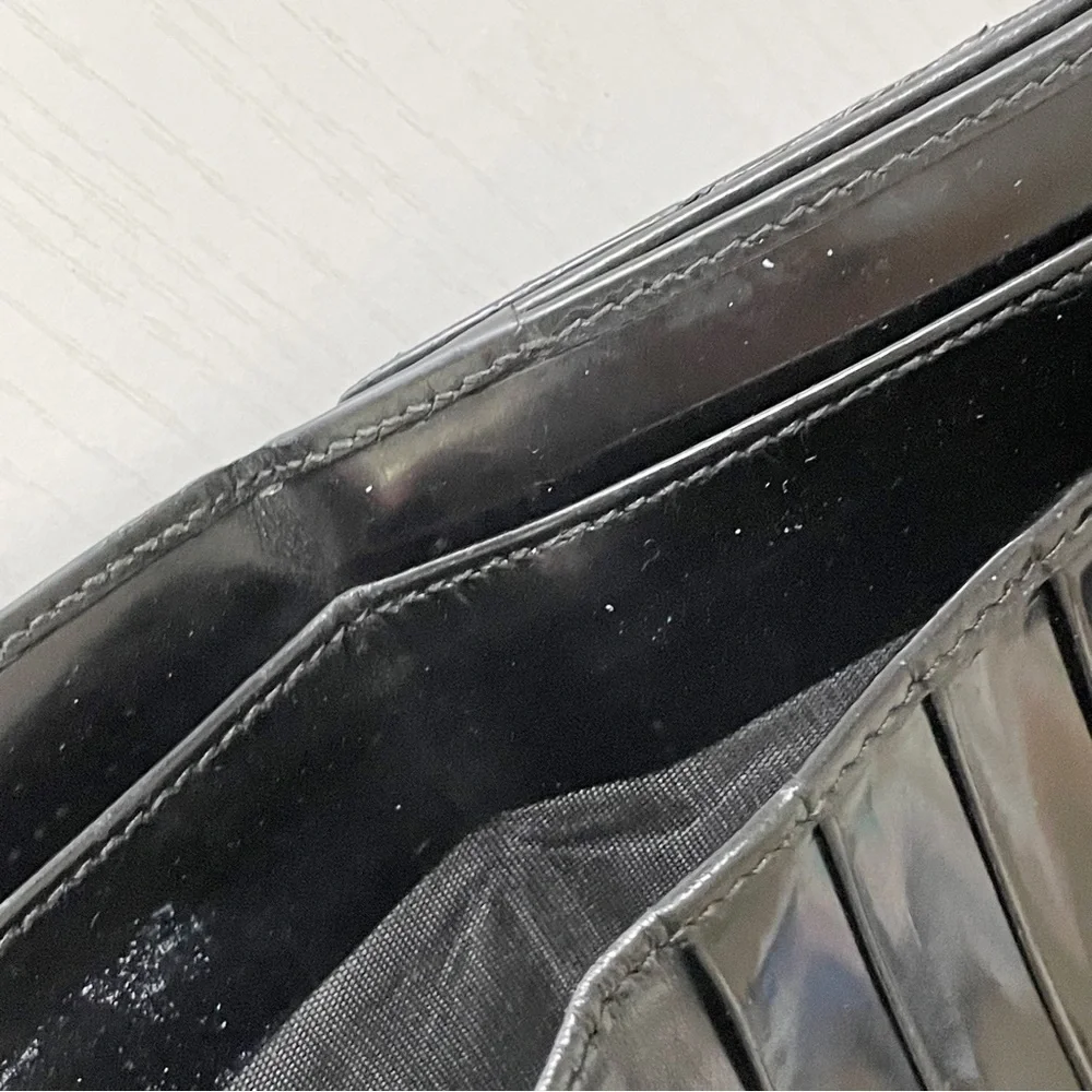 Gucci black distressed leather G logo Tom Ford era compact wallet - Picture 7 of 10